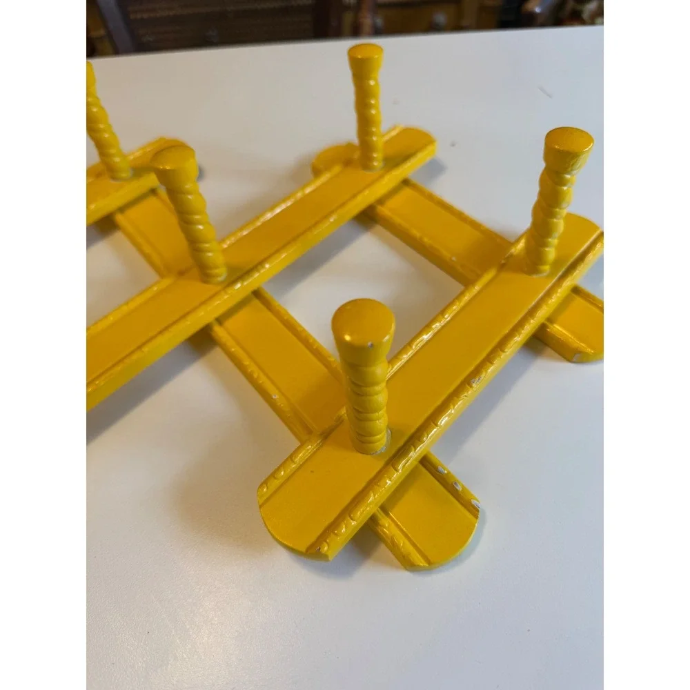 Vintage Yellow Accordion Wall Rack Expandable Wood 10 Peg Coat Hat Hangar